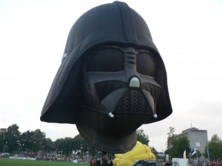 Darth-Vader-Hot-Air-Balloon-1-570x427